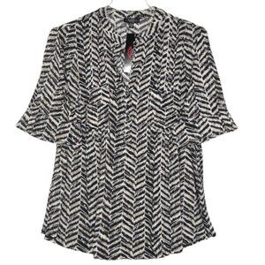 NWT Cocomo Plus Size 3X Black Multi Geo Print Pintuck 3/4 Sleeve Blouse Top
